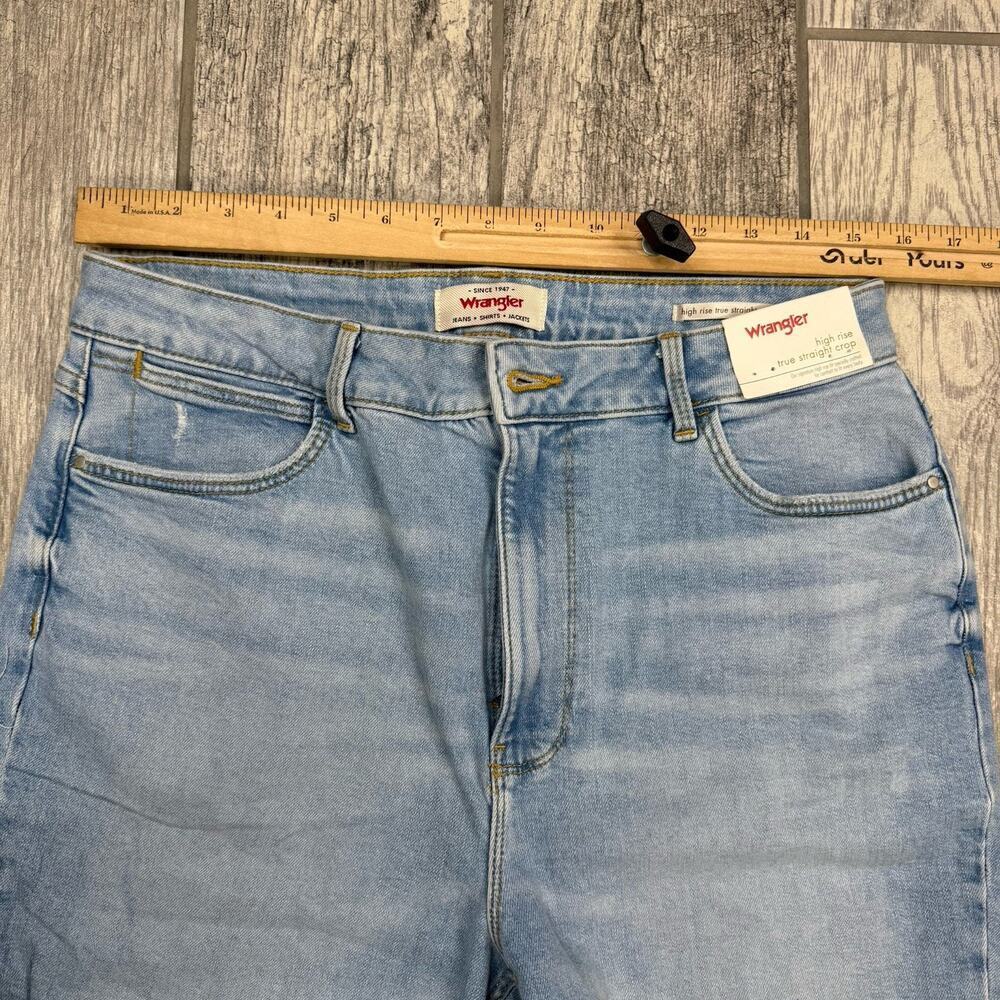 Wrangler Women's High Rise True Straight Fit Crop Jeans Size 12 Blue Denim 25x30 - Picture 7 of 10
